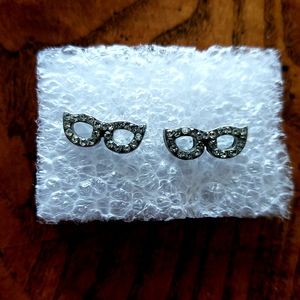 Glasses stud earrings